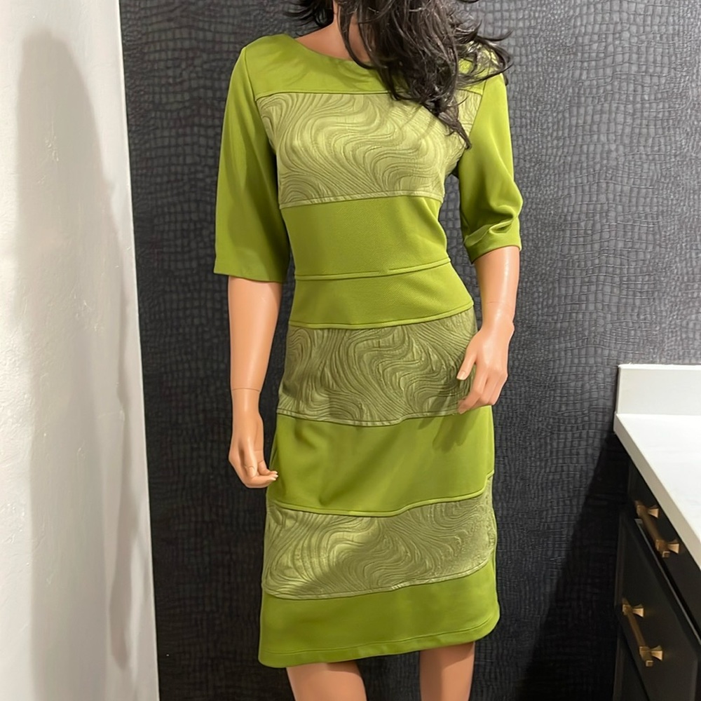 Julian Taylor, New York, dress, size 12, olive green with gold zipper